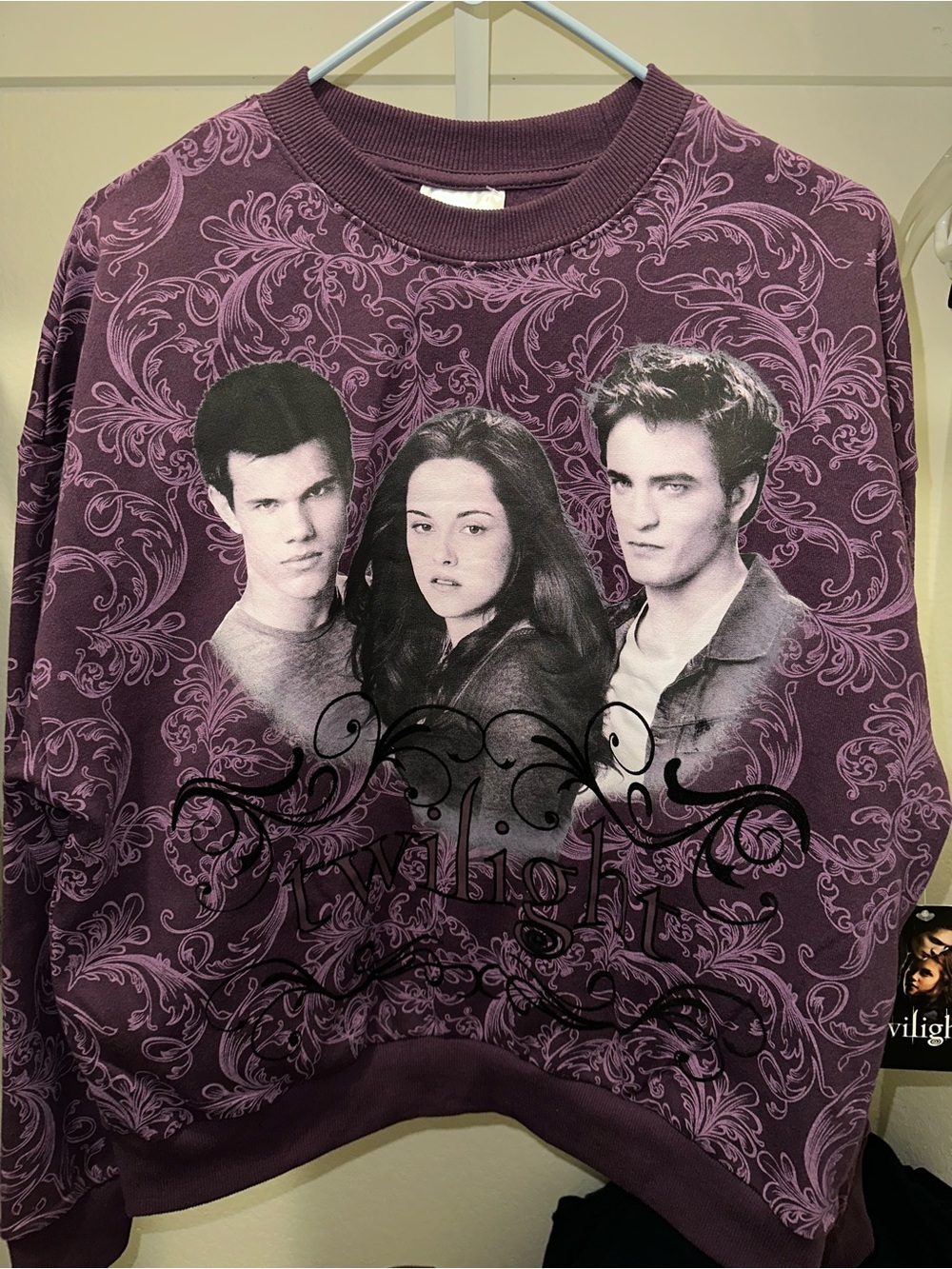 Twilight Saga Graphic Sweatshirt Pullover
